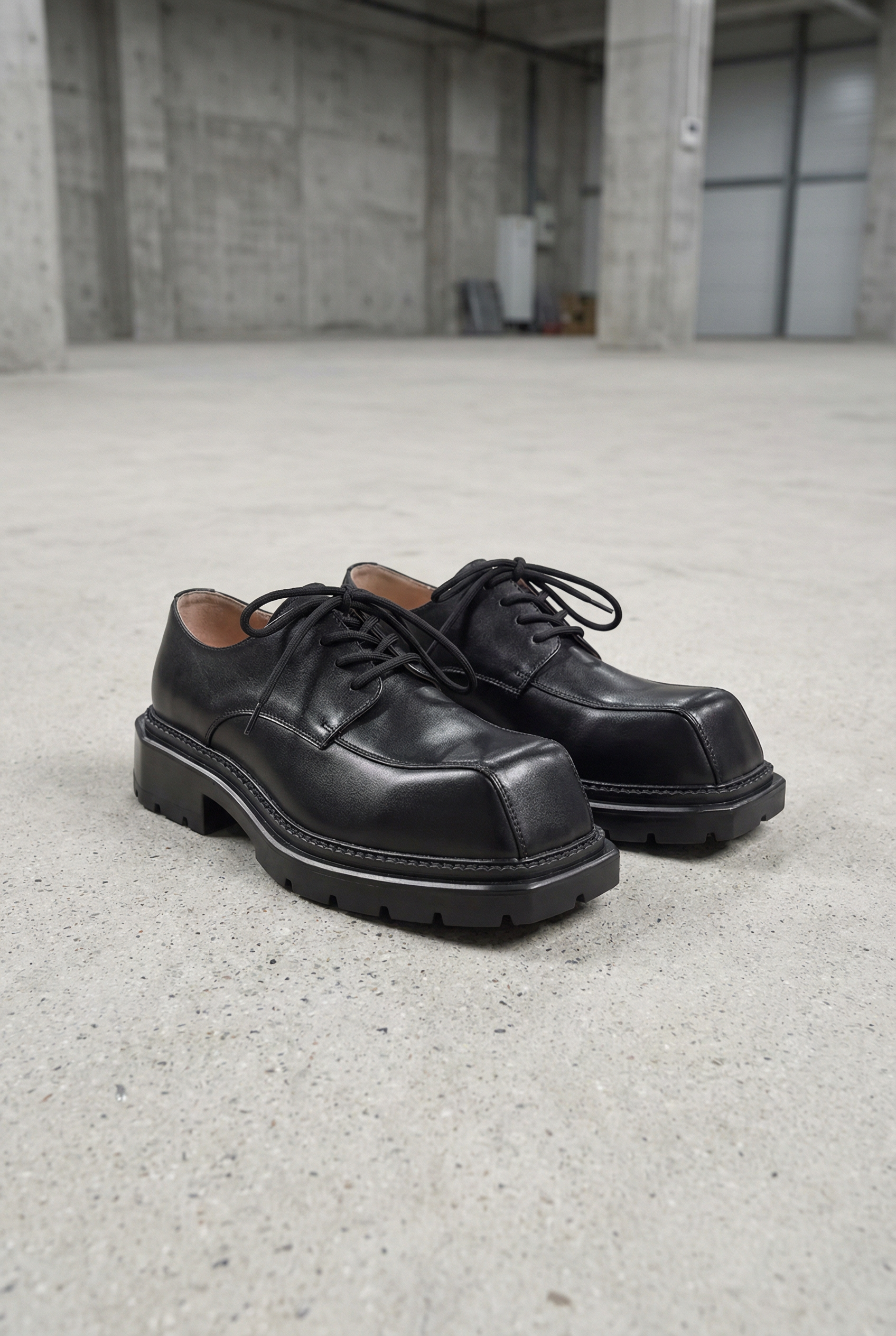 Hector Square Toes Boots